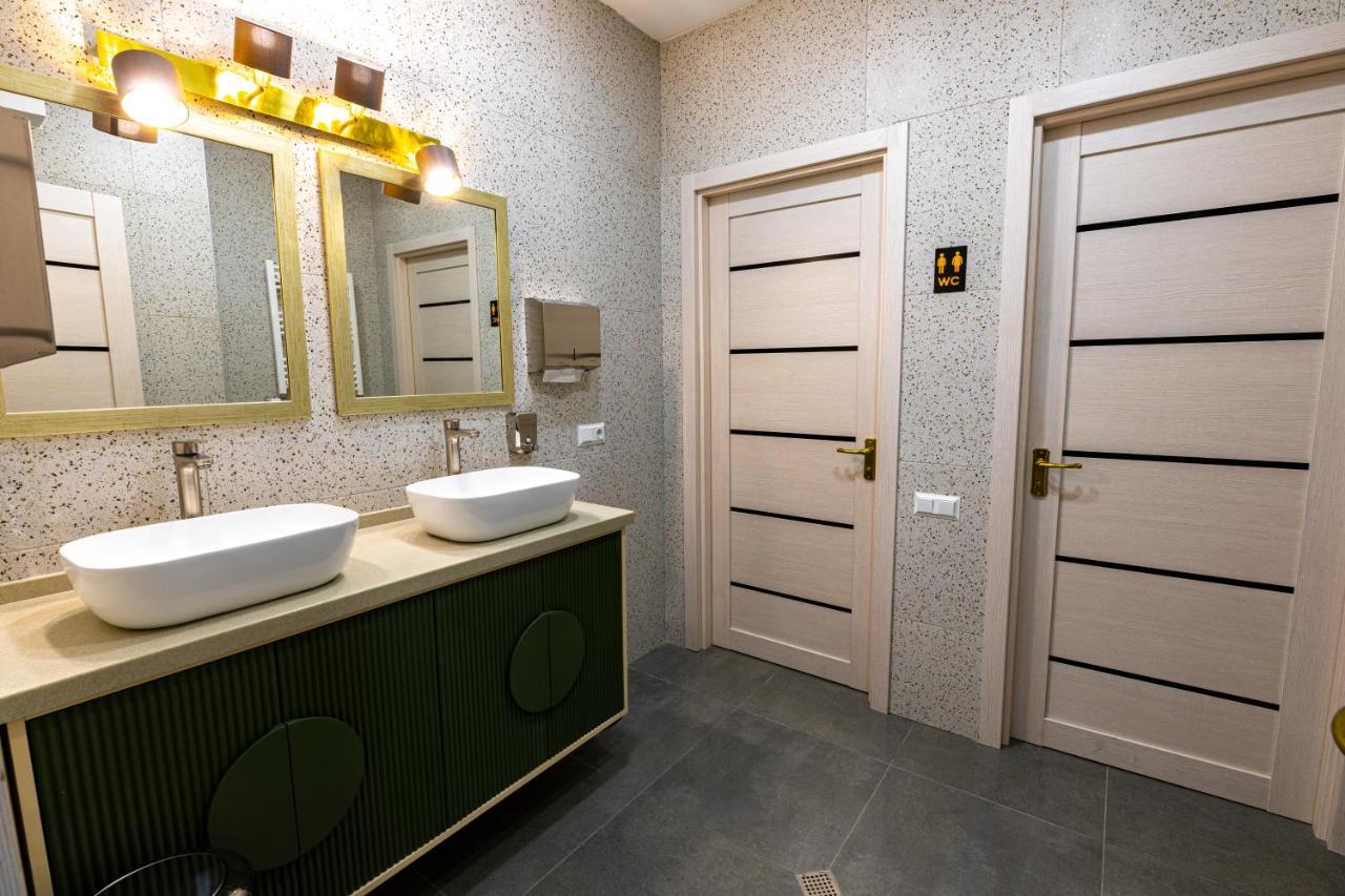 Md Apart Hotel Тбилиси Экстерьер фото