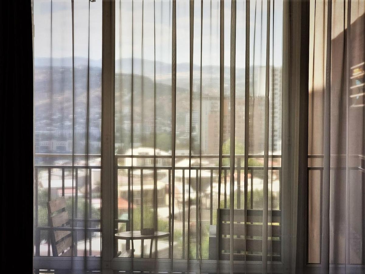 Md Apart Hotel Тбилиси Экстерьер фото